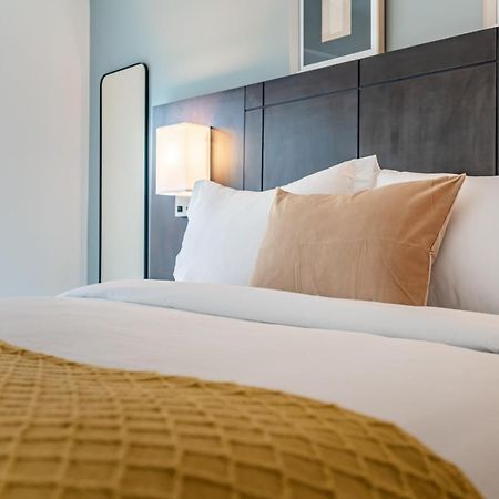 Kensington Place Apartments Toronto Bagian luar foto