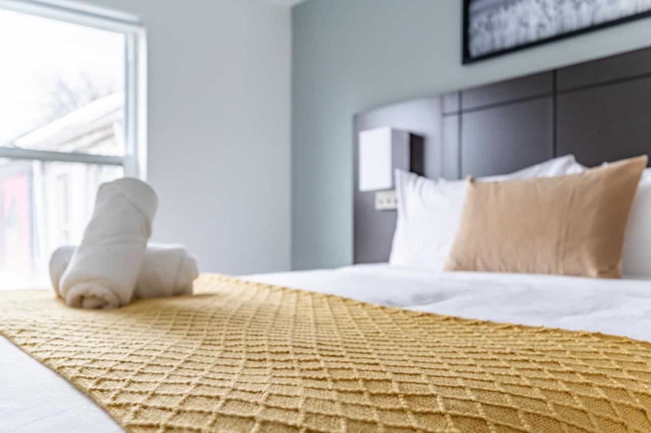 Kensington Place Apartments Toronto Bagian luar foto